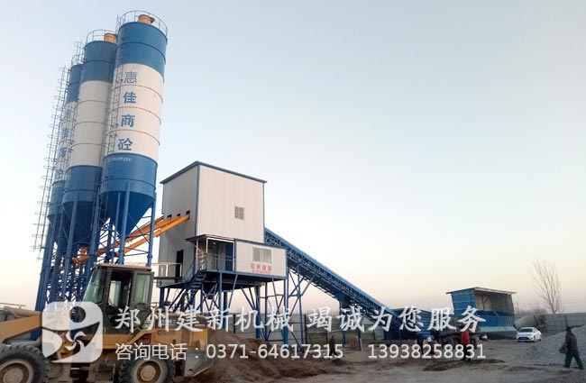 建新成套120混凝土攪拌站生產(chǎn)線(xiàn)設備駐扎山東菏澤