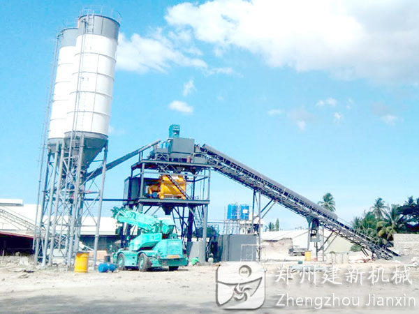 菲律賓120混凝土攪拌站工作現場(chǎng)