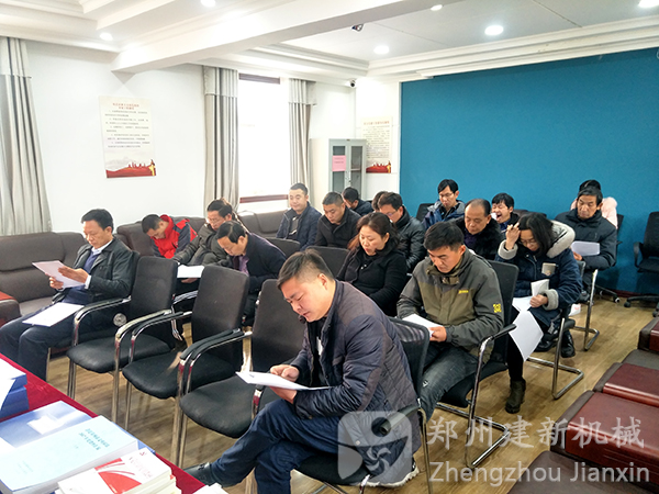 喬樓鎮非公黨建支部工作會(huì )在建新順利召開(kāi)